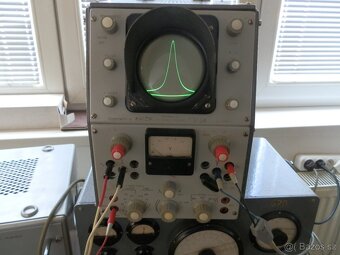 Rohde & Schwarz Wobbelsender 5,Empfänger SMAF ,Križík - 4