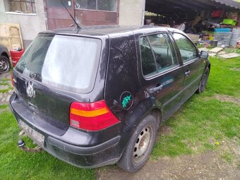 VW Golf IV 1.4 16V na náhradní díly - 4