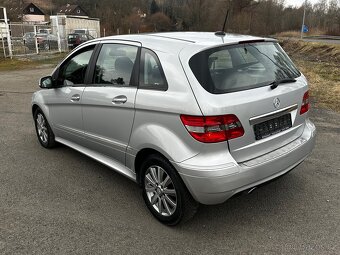 Mercedes-Benz B180 1.7i, r.2009, automat, STK,klima - 4