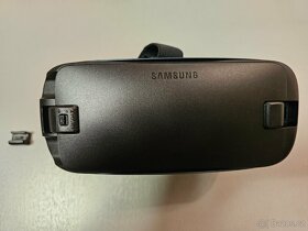Oculus Gear VR - brýle na virtuální realitu plus ovladač - 4