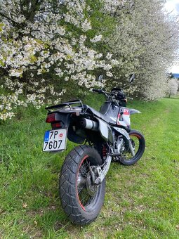 YAMAHA DT 125 - 4