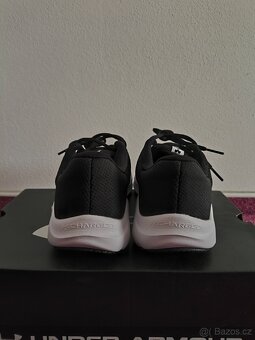 Under Armour Charged Pursuit 3 - 4