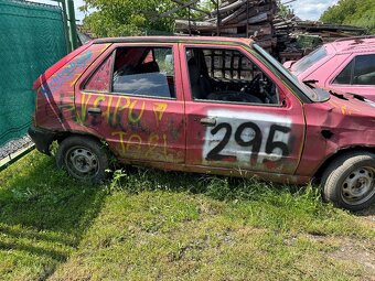 Prodám 2x škoda Felicia 1.3 bez TP - 4