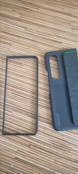 Originální kryt na Samsung Galaxy z fold 4 - 4