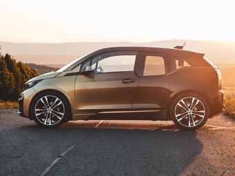 BMW i3s 94Ah REX | Starlight | ZLATÁ BARVA 24 karátů | 1/1 - 4