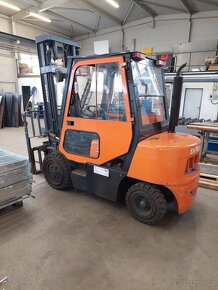 Vysokozdvižný vozík Doosan 3 t - 4