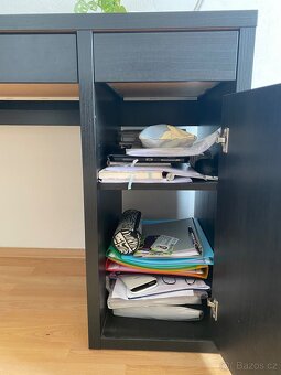 Pracovní stůl MICKE (Ikea) - 4