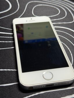 iPhone SE (1. gen.), 32 GB, stříbrná - 4