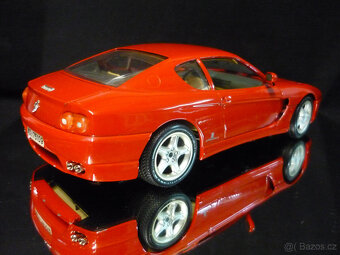 Ferrari 456 GT červené Bburago 1/18 - 4