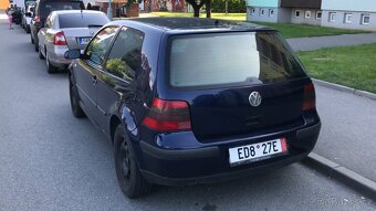 Golf 4 , 1.4 benz - 4