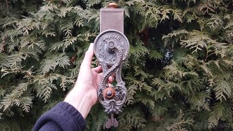 Velmi starý krásný zdobený mlýnek na strouhanku DUPLEX II - 4