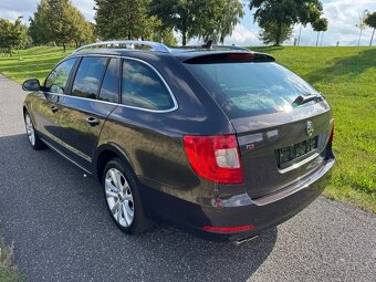 ŠKODA SUPERB II 2.0 TDI COMBI / ZÁRUKA / PODZIMNÍ SLEVA - 4