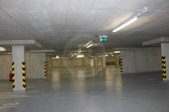 PRONÁJEM VNITŘNÍHO PARK. STÁNÍ, NA ZLATÉ STOCE, ČB - 4