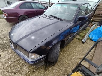 BMW e36 316i coupe / Madeiraviolett metallic - 4
