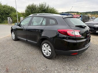 Renault Megane 1,5 DCI 81 kw - 4
