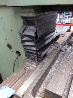 Frézka Maho MH 800 - 4