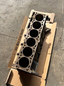 BMW E36 M3 S50B30 blok motoru 1316934 - 4