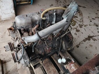 Motory a převodovka Avia - 4