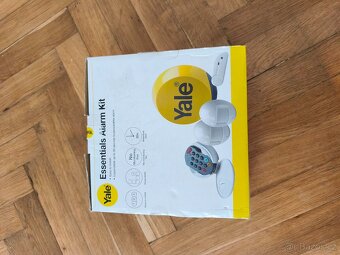 Yale Essentials Alarm Kit – kompletní sada se sirénou - 4
