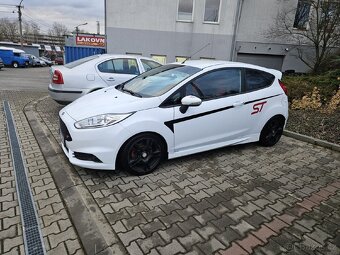 Zimni sada R16 Ford - 4