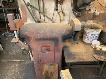 Ruším zámečnickou dílnu. - 4