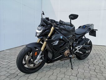 BMW S1000R r.v.2024, 1.majitel, nové v ČR. najeto 8.623 km - 4