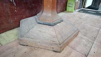 Starožitný Stůl na Jedné Noze – Vhodný k Renovaci - 4