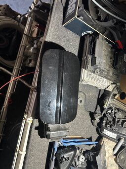 Díly Audi a4 b9 - 4