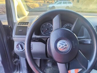 VW Touran 1.9 TDi 2004, 74kW - 4