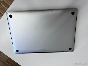 Apple MacBook Pro 2016 | 15.4" | Touch Bar - 4