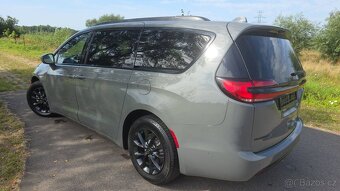 Chrysler Pacifica S 2021 full led záruka - 4