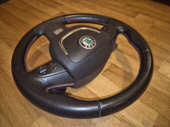 Volant Škoda Octavia 2 RS facelift F1 řazení - 4