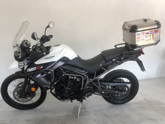 Triumph Tiger 800XCX - 4