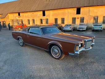 Lincoln Continental Mark III - 4