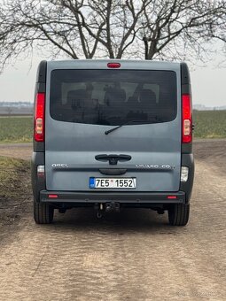 Opel Vivaro 9 míst Long - 4