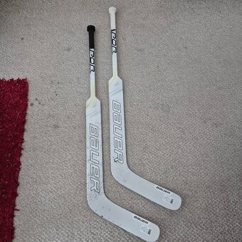 Brankářská hokejka do pravé ruky Bauer Vapor 3X veliost 23 - 4