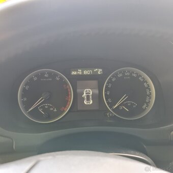 Fabia - 4
