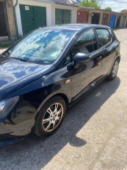 Prodám Seat Ibiza 1.4i 16 ventil 63kw R.2013 - 4
