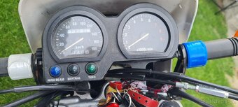 SUZUKI DR 650 - 4
