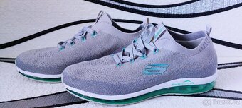 DÁMSKÉ BOTASKY S PAMĚŤ.STÉLKOU - SKECHERS - vel. 39 - 4