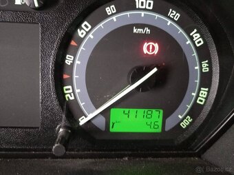 Škoda fabia 1.2 HTP 2007 - 4