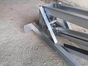 Prodám elektrický otevírač oken,světlíků a pod. - 4