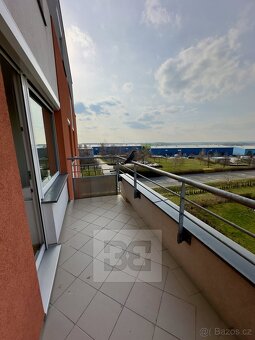 Pronájem bytu 2+kk 45 m2 - ulice Sazovická, ev.č. N08085 - 4
