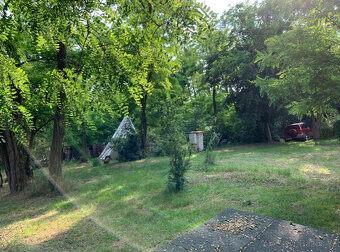 Krásný a jedinečný pozemek 2112 m2 v Nebovidech u Brna - 4