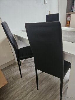 Jidelni stůl a židle - 4