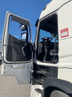 Predám ťahač Renault T480 - 4