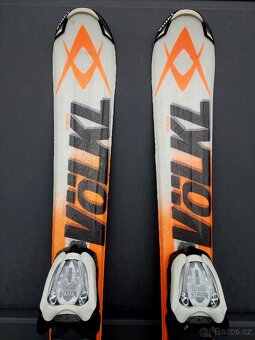Dětské lyže VÖLKL, 100 cm + hůlky + lyžáky + přilba - 4