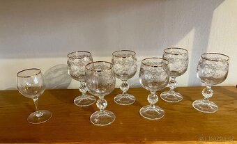 Keramické dekorační předměty, broušené sklo - 4