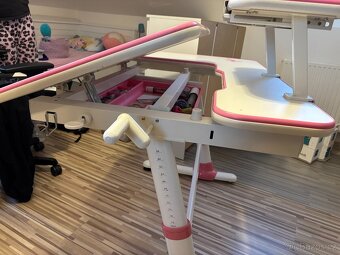 detsky roustuci stol - 4