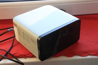 PRODÁM 3LCD PROJEKTOR EPSON EF-21 - 4